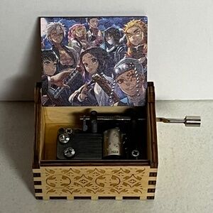Demon Slayer Shinobu Kocho Hand Crank Wooden Music Box Anime Musical